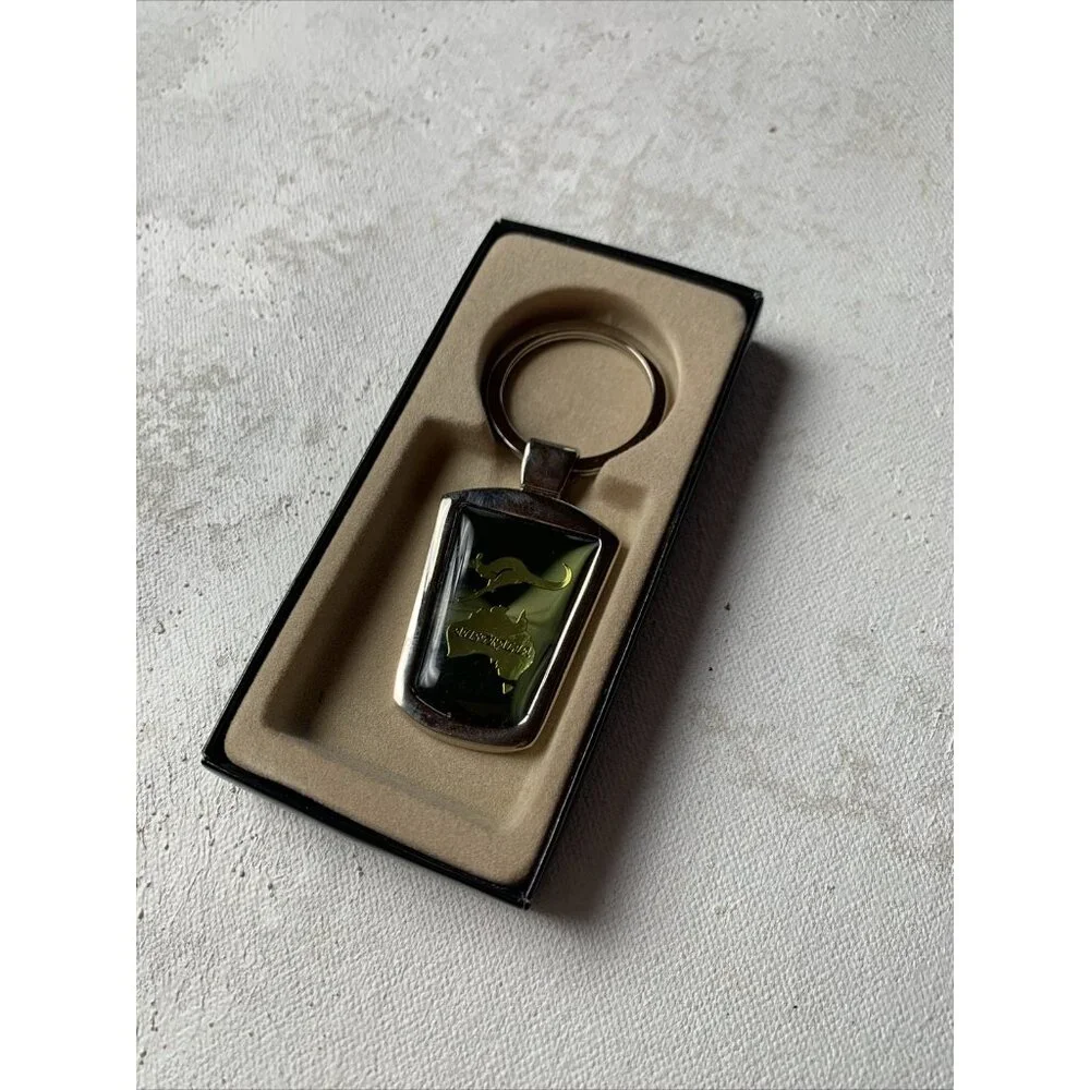 Australia Kangaroo Silvertone Souvenir‎ Keyring